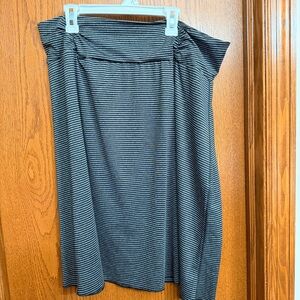 Tranquility by Colorado Clothing Black and Gray Skater Skirt